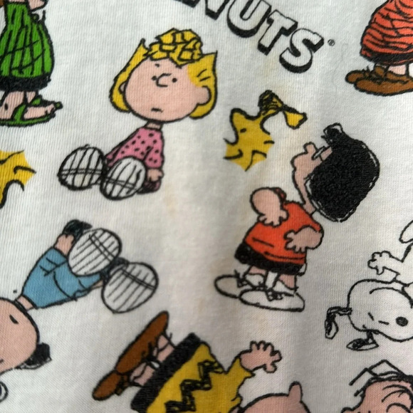 Plus Size Peanuts Character Lightweight T-Shirt Size 3XL - Picture 6 of 6